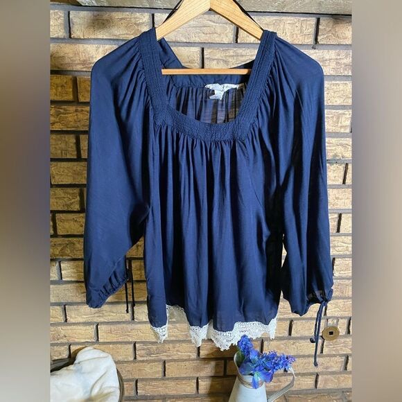 ‎L.O.G.G navy blue blouse with quart neckline - Picture 1 of 7